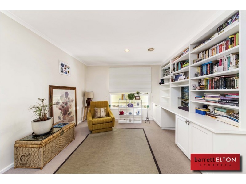 22 Dalley Crescent, Latham ACT 2615