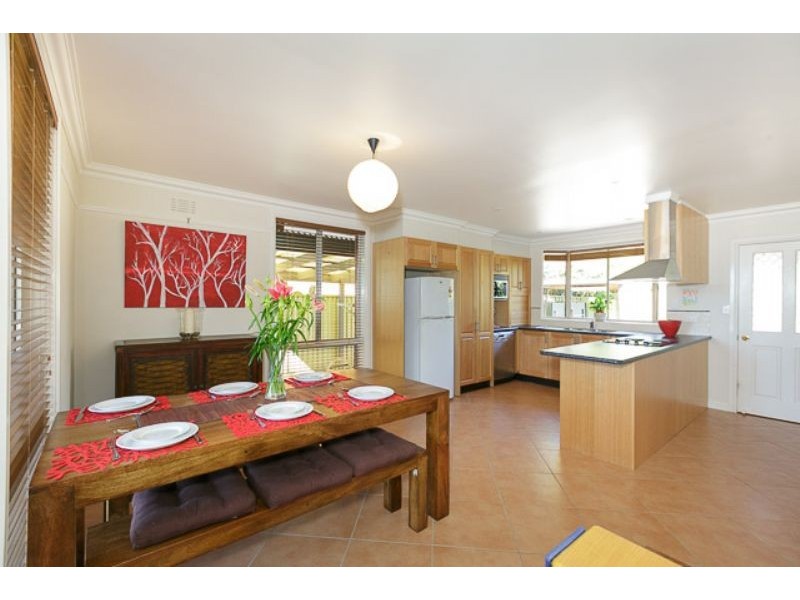 10 Kinsella Street, Higgins ACT 2615