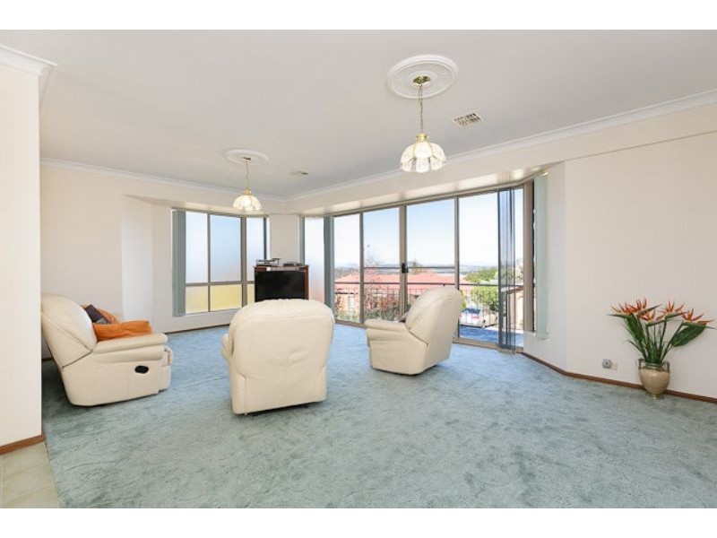 37 McClelland Avenue, Nicholls ACT 2913