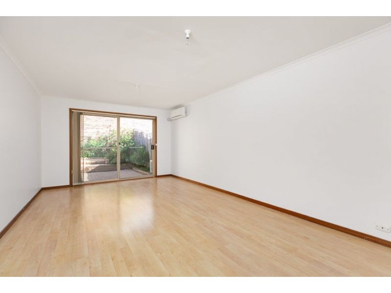 44/158 Starke Street, Holt ACT 2615