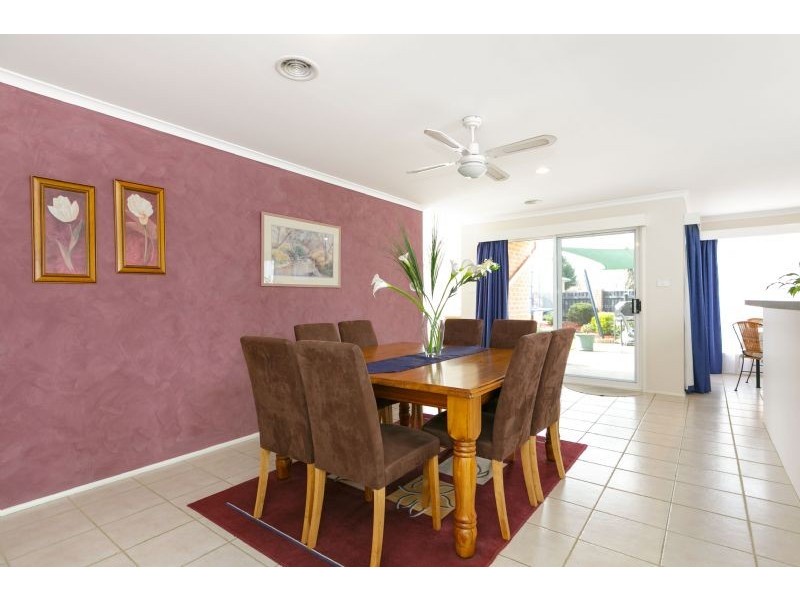 11 Coolgardie Street, Dunlop ACT 2615