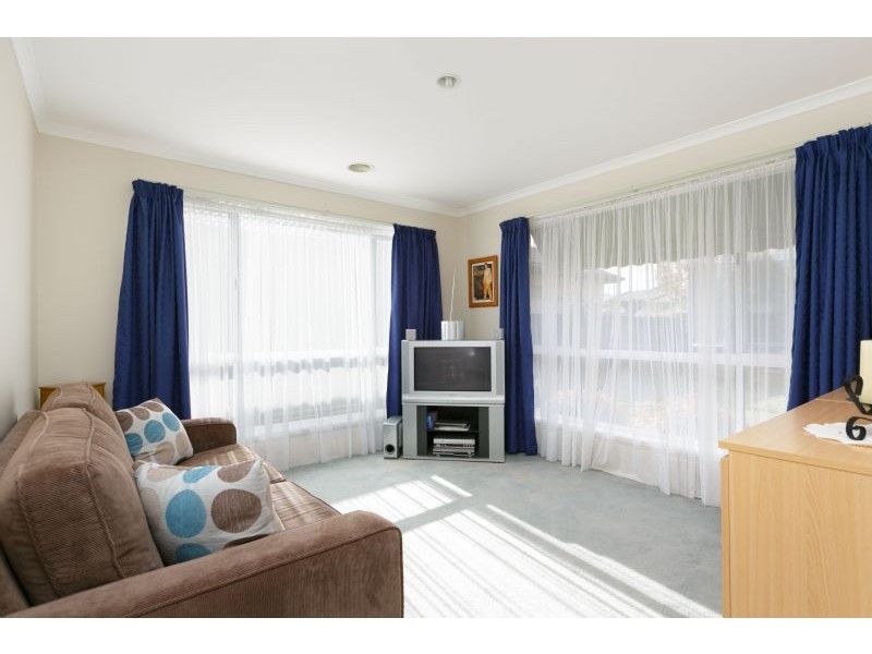 11 Coolgardie Street, Dunlop ACT 2615