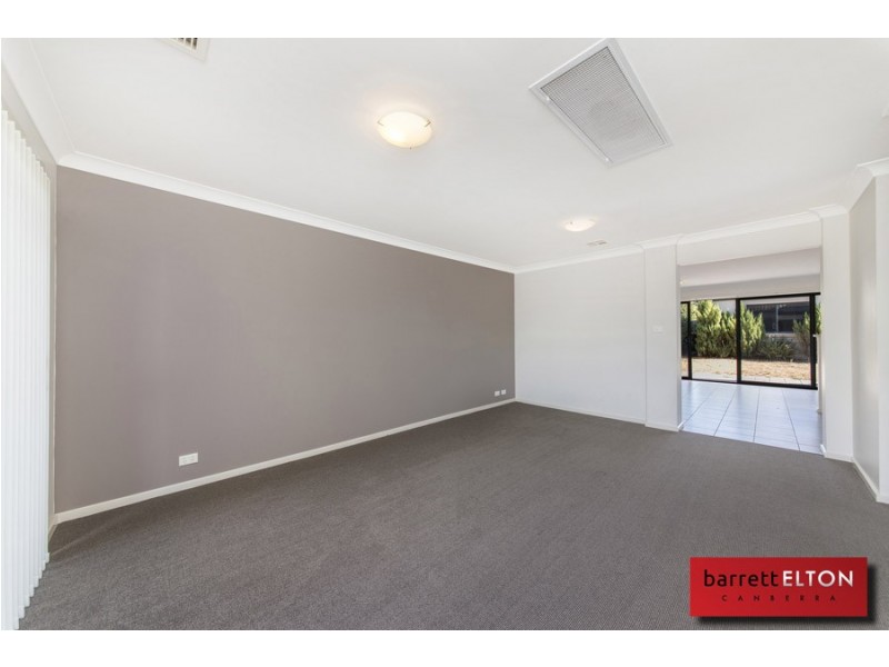 258 Anthony Rolfe Avenue, Gungahlin ACT 2912