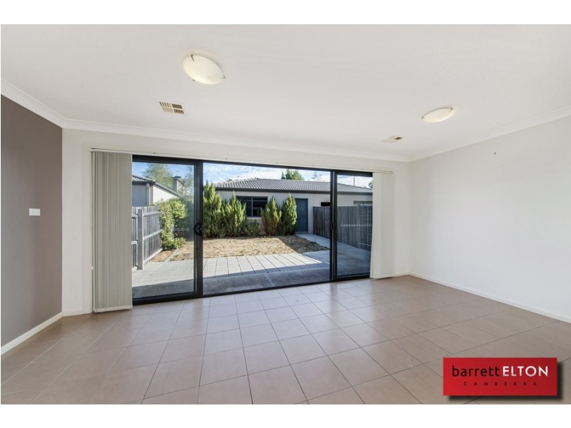 258 Anthony Rolfe Avenue, Gungahlin ACT 2912