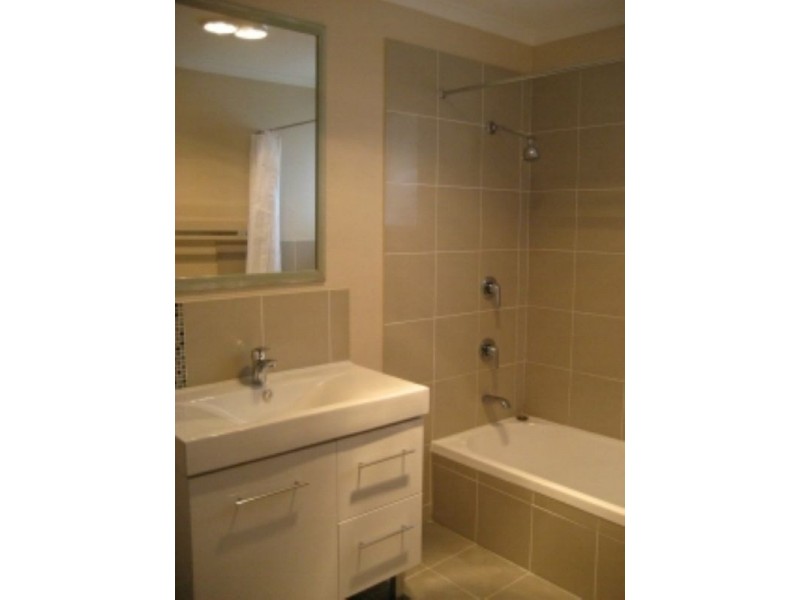 76 O’Loghlen Street, Latham ACT 2615