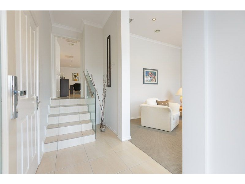 8 Powley Street, Casey ACT 2913