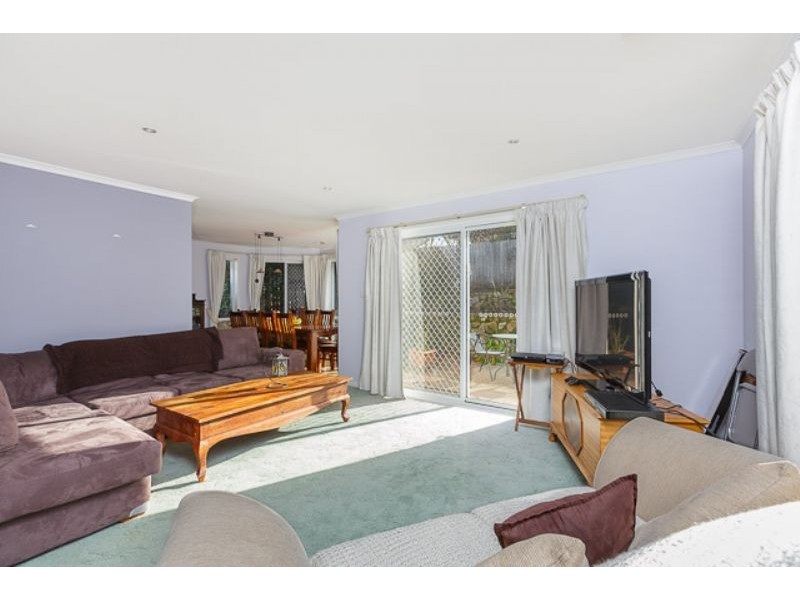 74 Hugh McKay Crescent, Dunlop ACT 2615