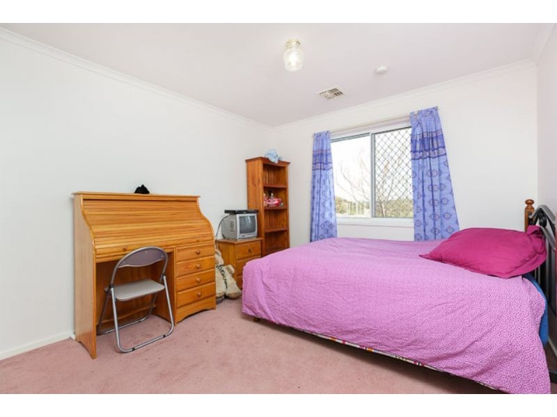 74 Hugh McKay Crescent, Dunlop ACT 2615