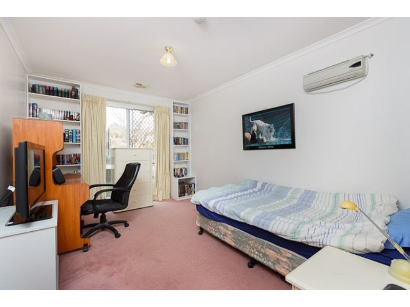 74 Hugh McKay Crescent, Dunlop ACT 2615