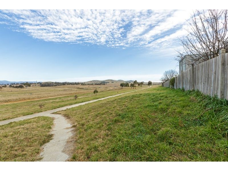 74 Hugh McKay Crescent, Dunlop ACT 2615