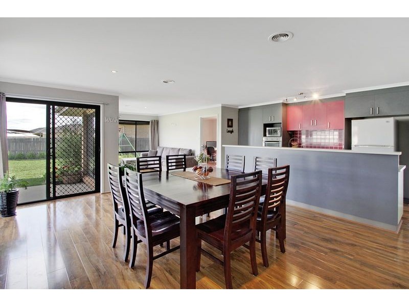 12 Lovely Close, Dunlop ACT 2615