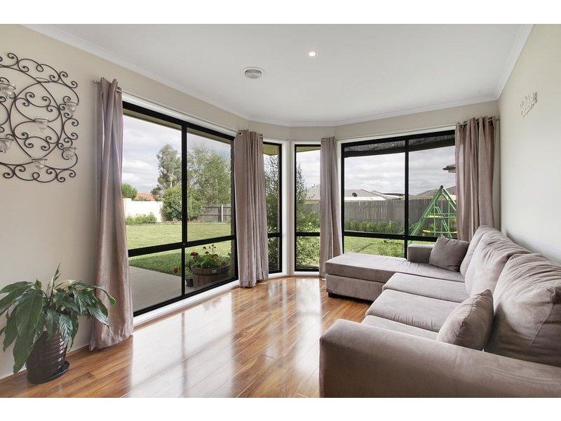 12 Lovely Close, Dunlop ACT 2615