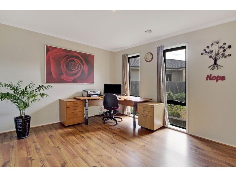12 Lovely Close, Dunlop ACT 2615