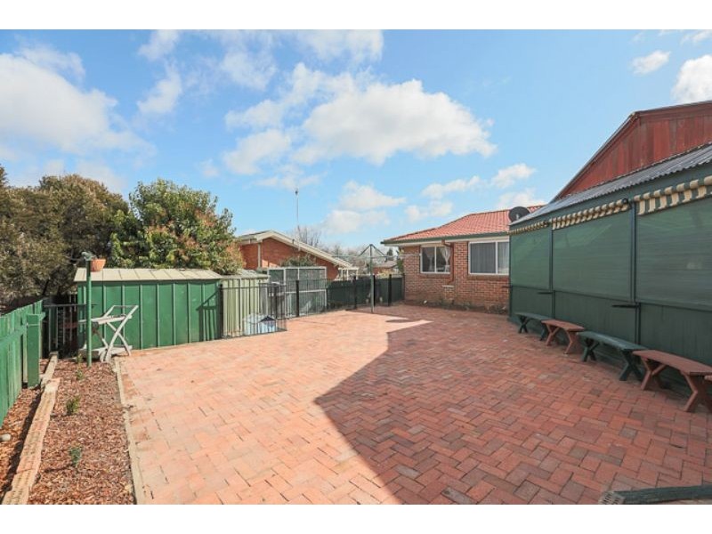 10 Evelyn Owen Crescent, Dunlop ACT 2615