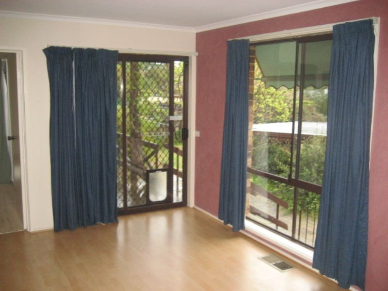 36 Macrossan Crescent, Latham ACT 2615