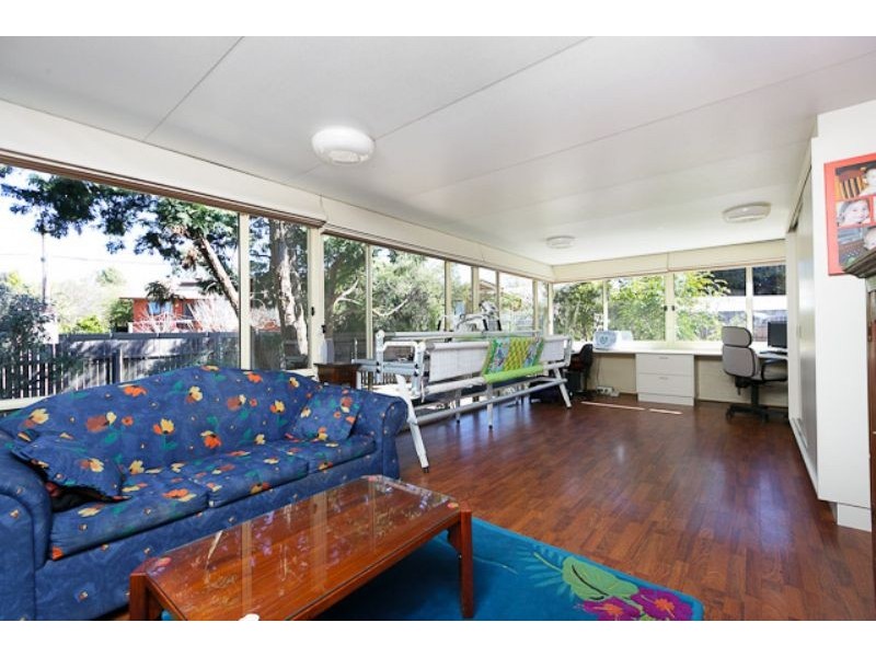 8 Bennie Street, Macgregor ACT 2615