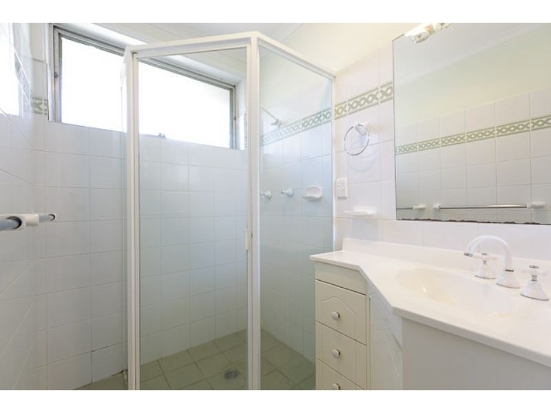 8 Bennie Street, Macgregor ACT 2615