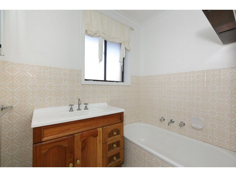 27 Cooney Court, Charnwood ACT 2615