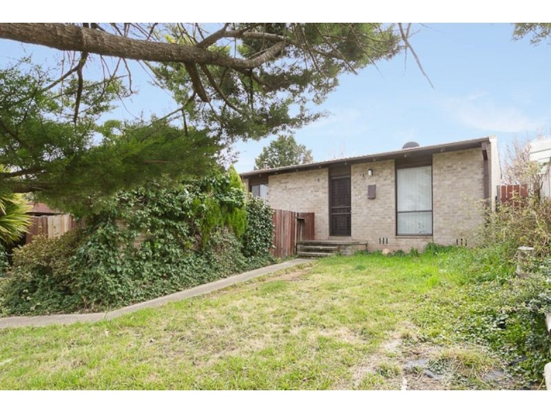 4 Kerr Place, Charnwood ACT 2615