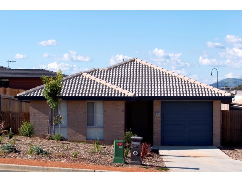 107 Eccles Circuit, Macgregor ACT 2615