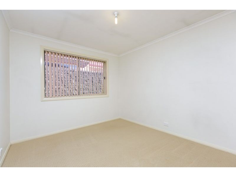 213 Anthony Rolfe Avenue, Gungahlin ACT 2912