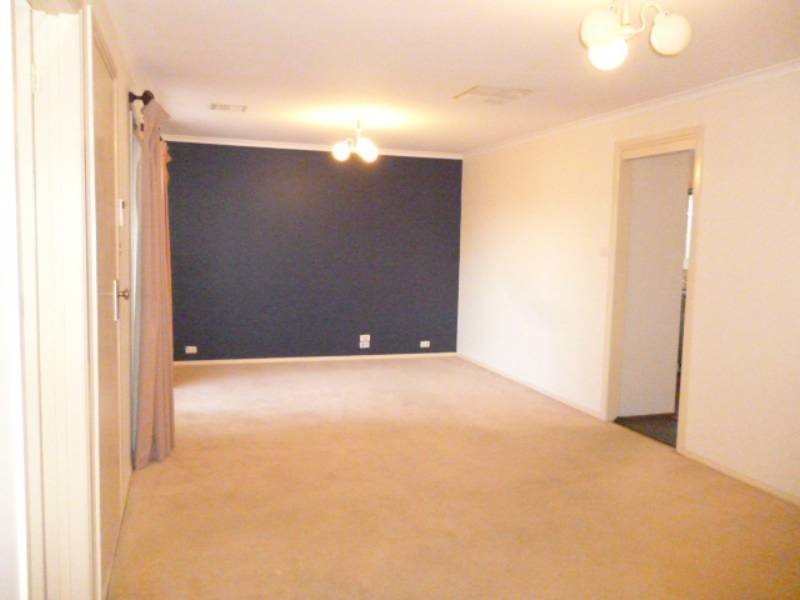 11 Lark Place, Ngunnawal ACT 2913