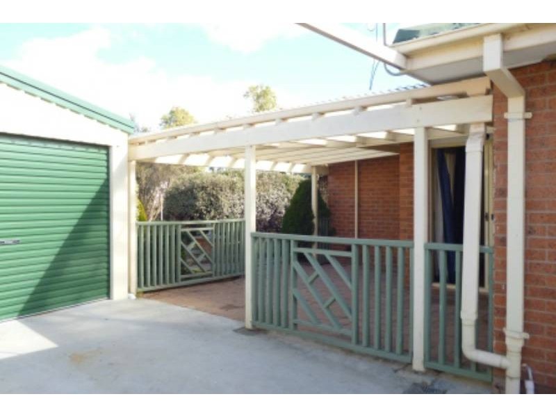 11 Lark Place, Ngunnawal ACT 2913