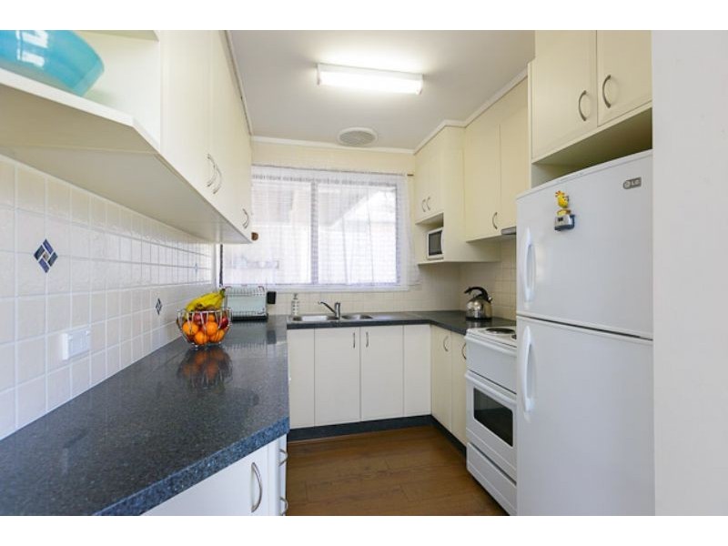 10 Warland Place, Charnwood ACT 2615