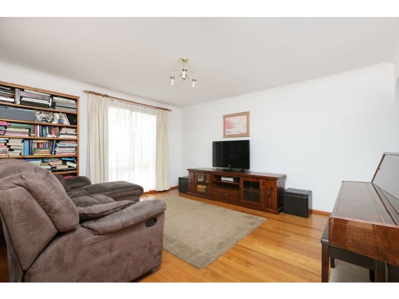 16 Amagula Avenue, Ngunnawal ACT 2913