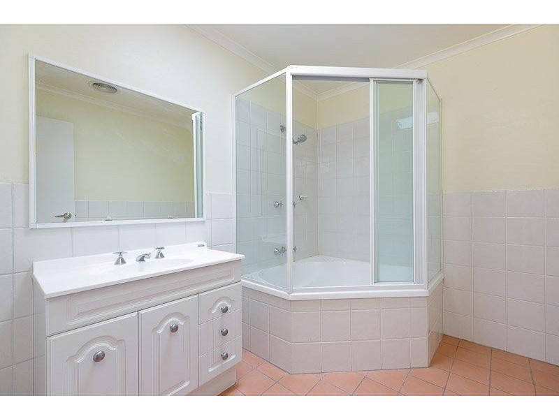 2/92 Casey Crescent, Calwell ACT 2905