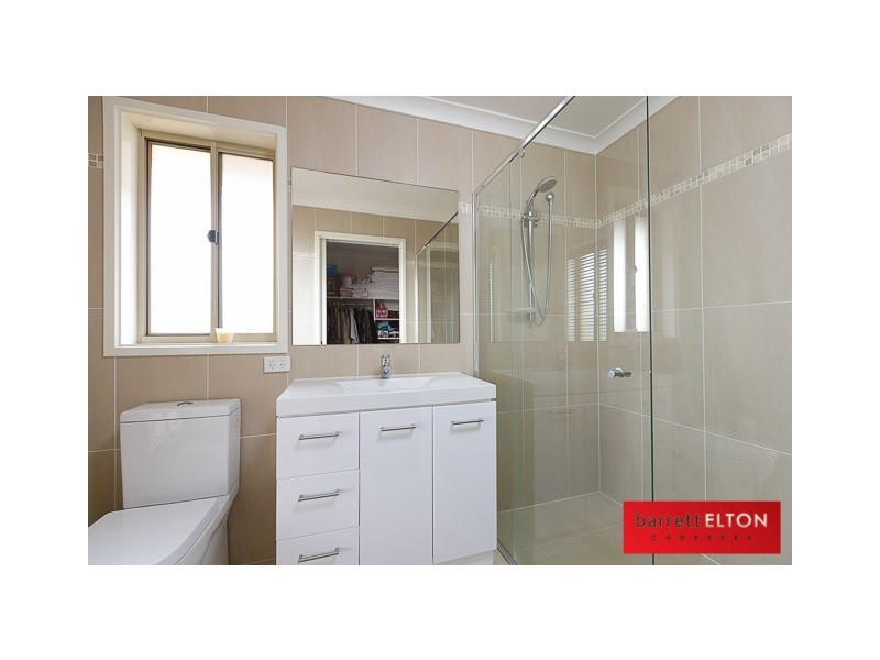 16 Gordon Withnall Crescent, Dunlop ACT 2615