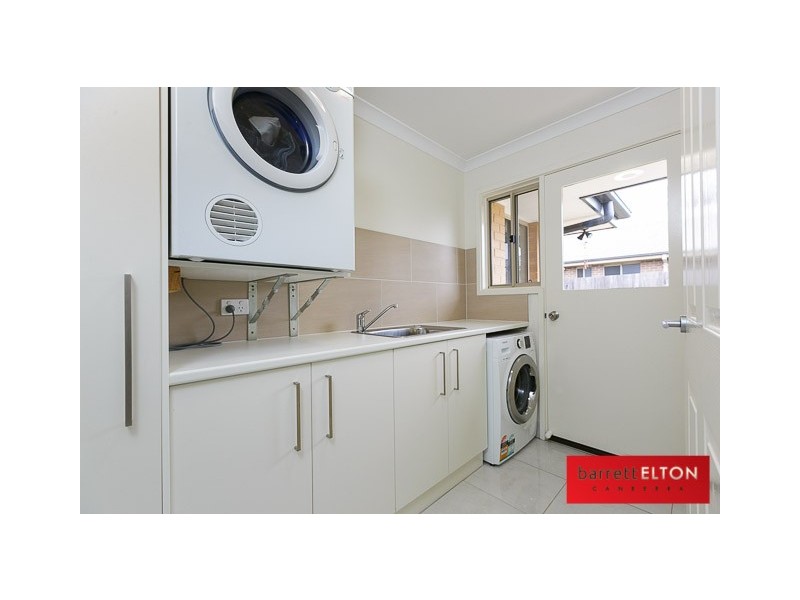 16 Gordon Withnall Crescent, Dunlop ACT 2615