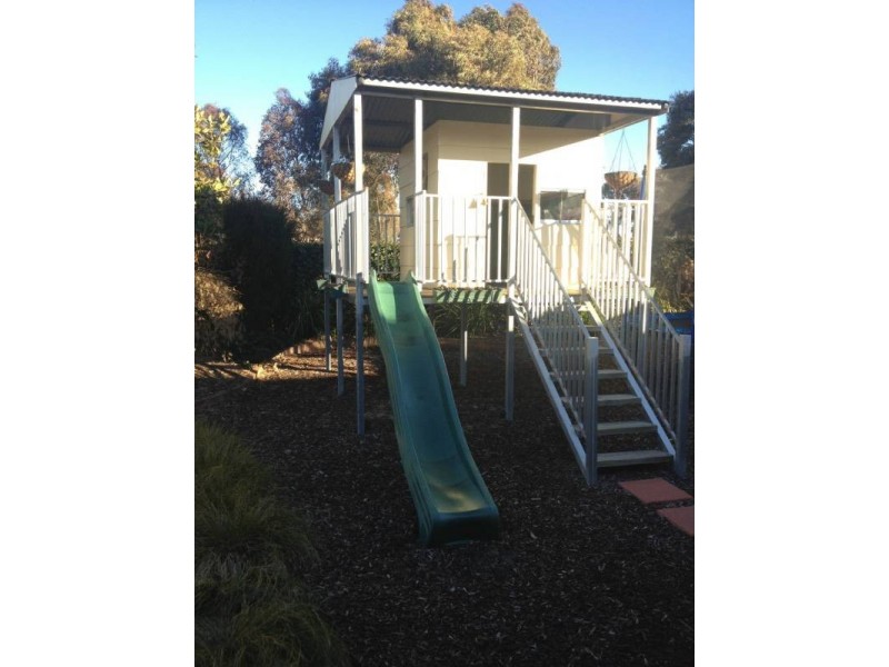 25 Capella Crescent, Giralang ACT 2617