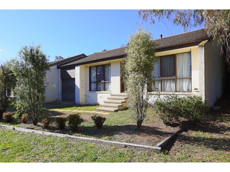 18/31 Moyes Crescent, Holt ACT 2615