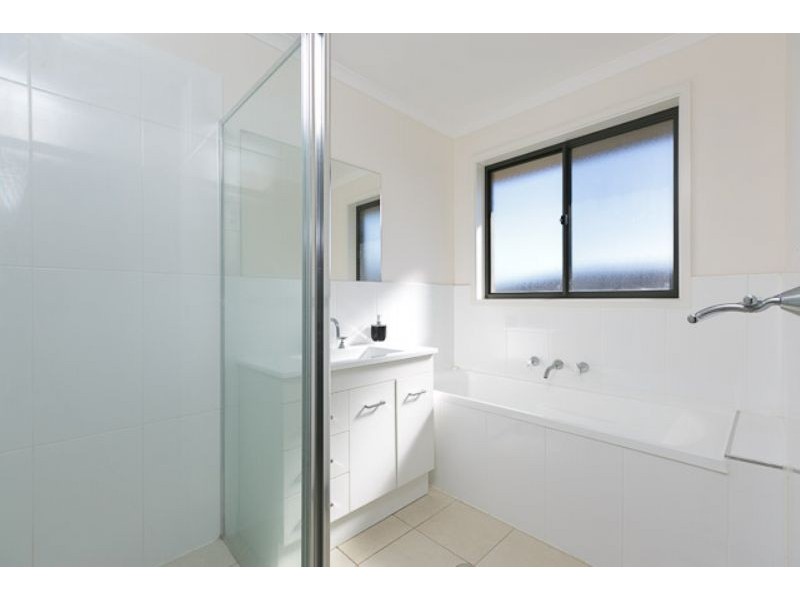 32 Rowland Street, Macgregor ACT 2615