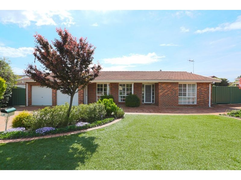 4 Tunney Crescent, Florey ACT 2615