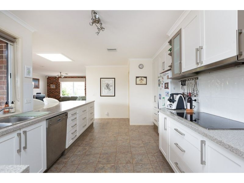 4 Tunney Crescent, Florey ACT 2615