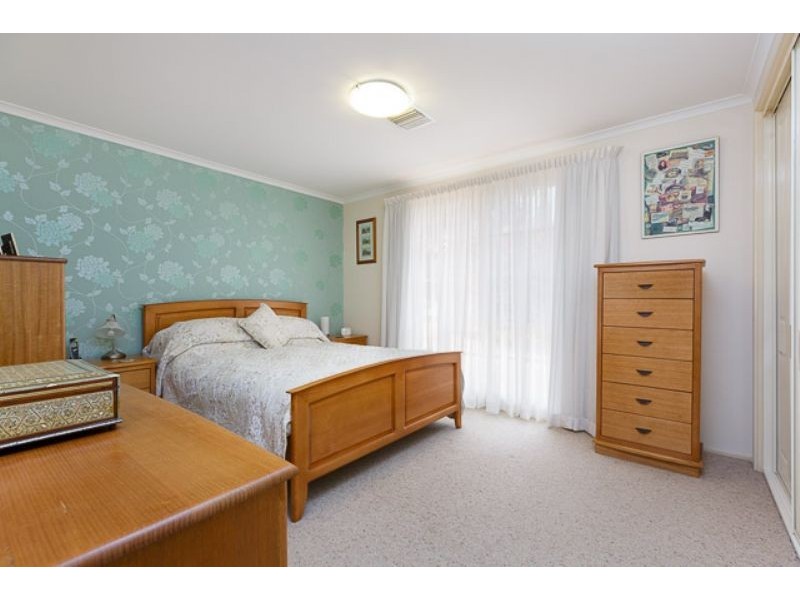 4 Tunney Crescent, Florey ACT 2615