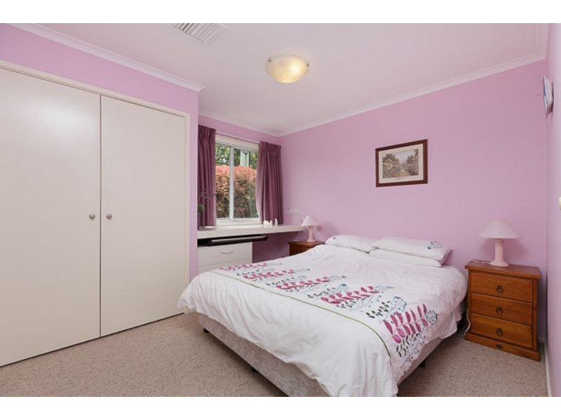 4 Tunney Crescent, Florey ACT 2615