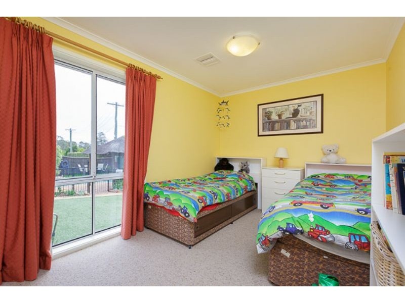 4 Tunney Crescent, Florey ACT 2615