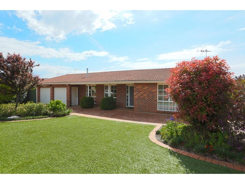 4 Tunney Crescent, Florey ACT 2615