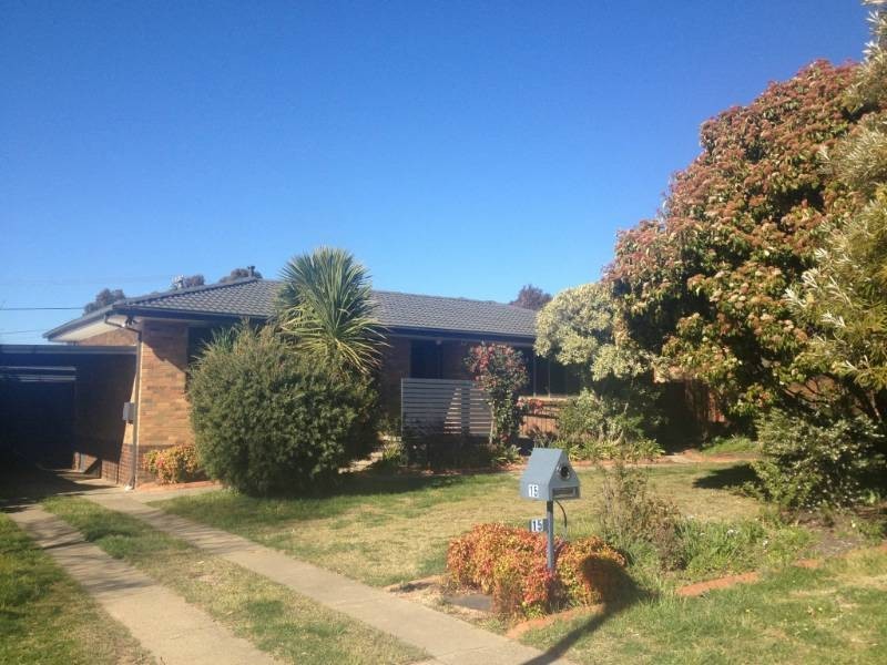15 McCabe Crescent, Holt ACT 2615