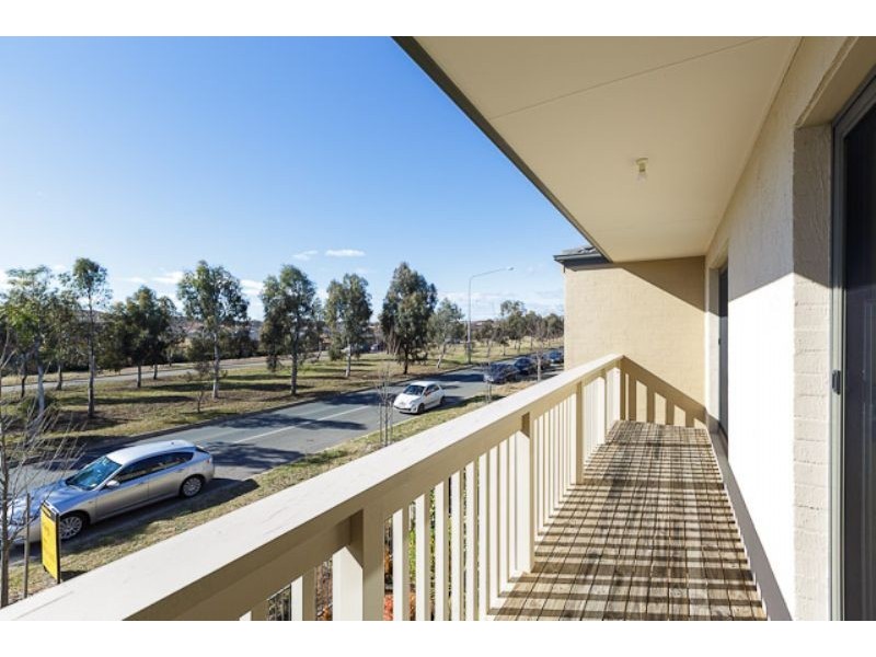 258 Anthony Rolfe Avenue, Gungahlin ACT 2912