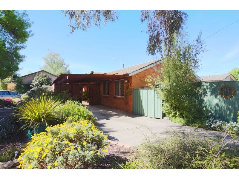 4 Olympus Way, Lyons ACT 2606