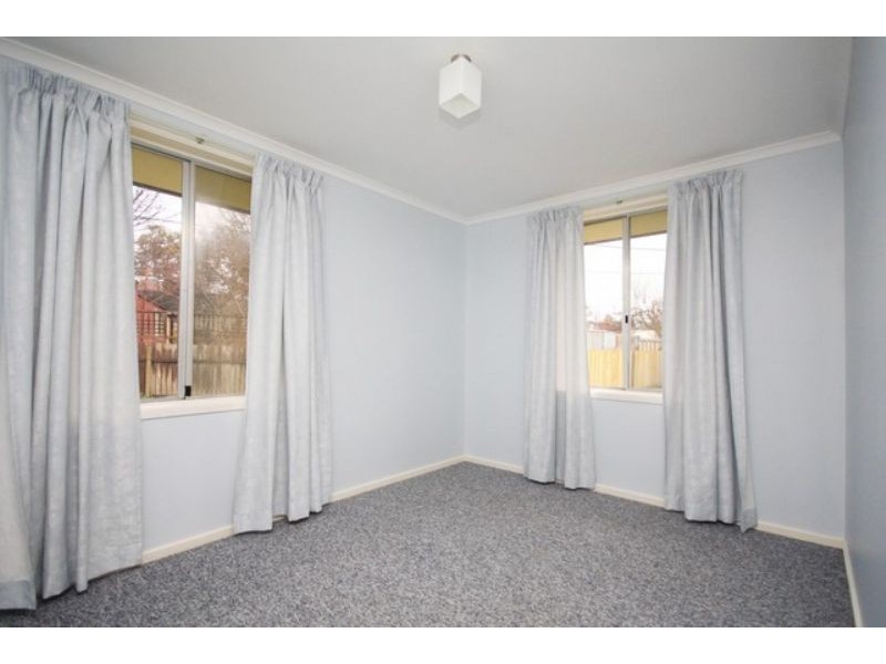 8 Trott Place, Holt ACT 2615