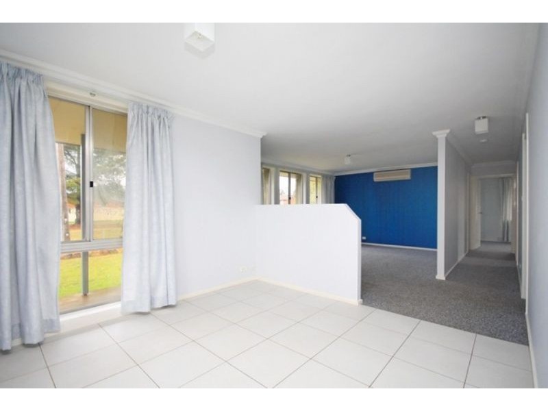 8 Trott Place, Holt ACT 2615