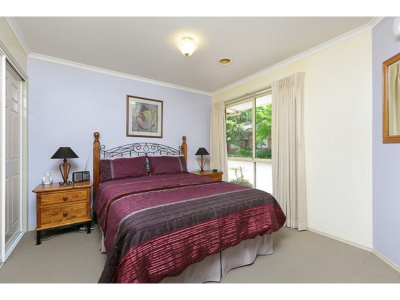 20/74 Britten Jones Drive, Holt ACT 2615