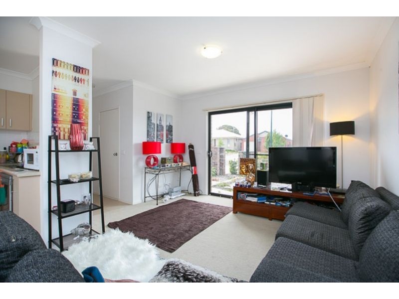 4/30 Constance Stone Street, Macgregor ACT 2615