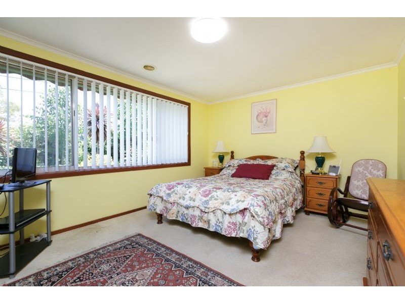 42 Lindrum Crescent, Holt ACT 2615