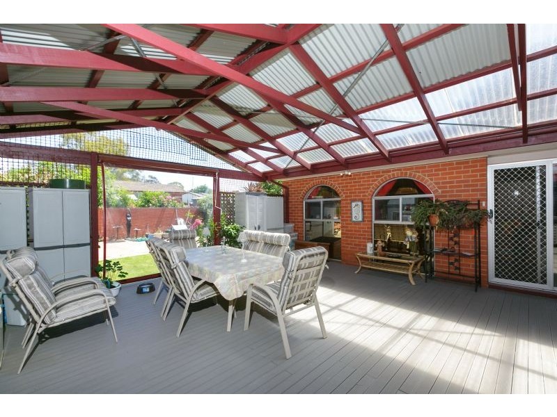 42 Lindrum Crescent, Holt ACT 2615